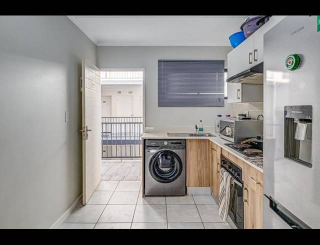 2 BEDROOM APARTMENT FOR SALE IN WITFIELD